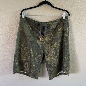 Men's 5.11 Tactical Recon Vandal Topo Shorts Men’s 34 Camo Green Orange Swim Gym